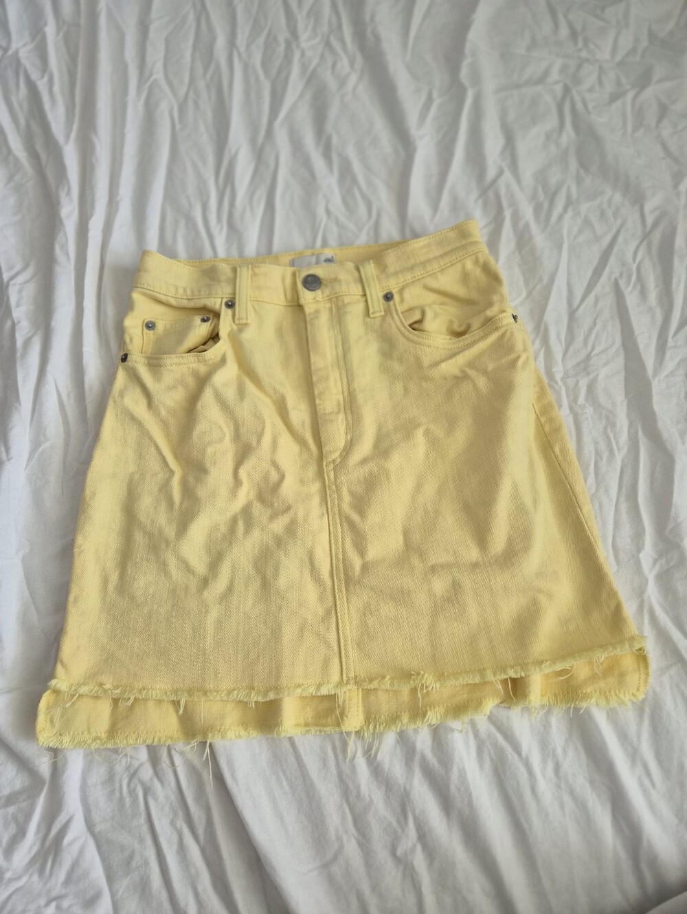 Aritzia Wilfred Skirt